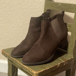 Brown boots